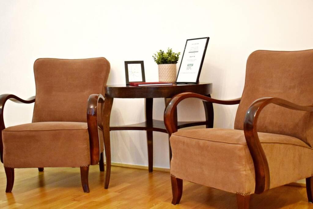 Central Budapest Apartment In Historical Building With Free Private Parking Εξωτερικό φωτογραφία