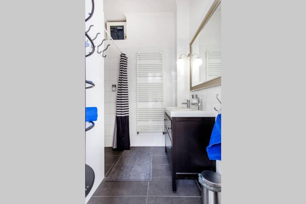 Central Budapest Apartment In Historical Building With Free Private Parking Εξωτερικό φωτογραφία